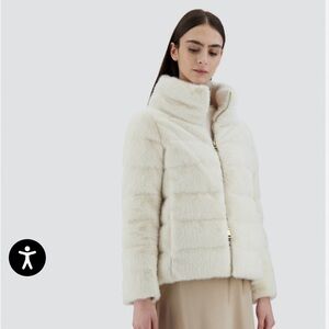 NWOT Herno Faux Fur Down Jacket